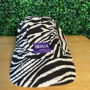 Zebra strap back hat